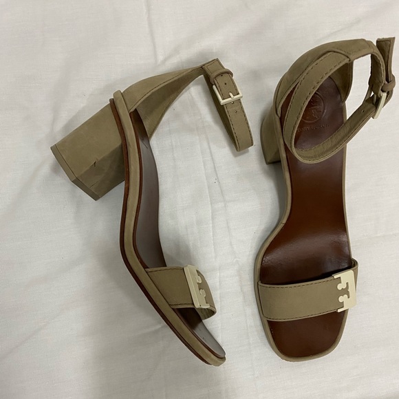 Tory Burch Gabrielle 65MM Sandal - Picture 16 of 16